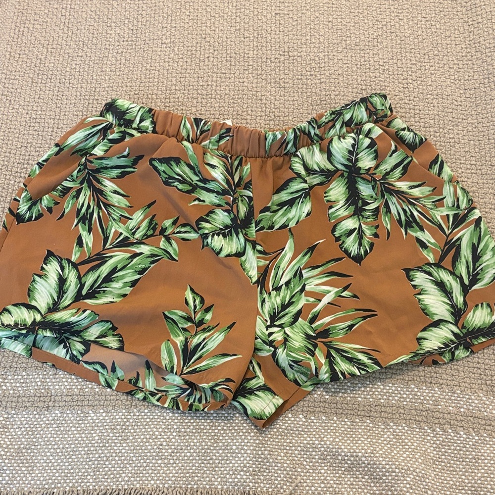 Tyche High Waist Leaf Print Shorts - Brown and Green